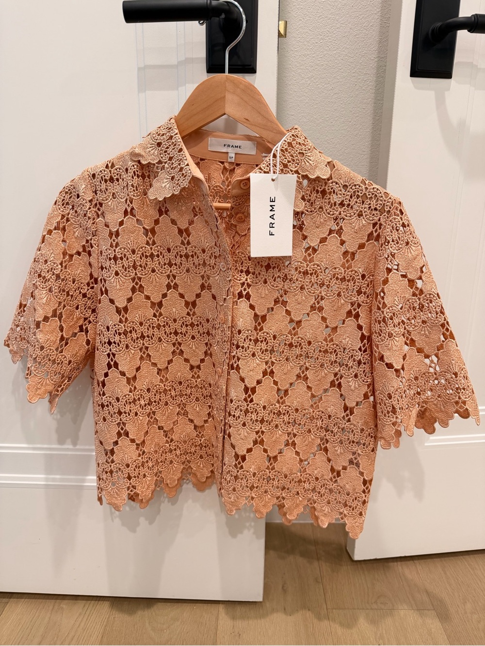 FRAME Lace button down NWT - Sz Sm